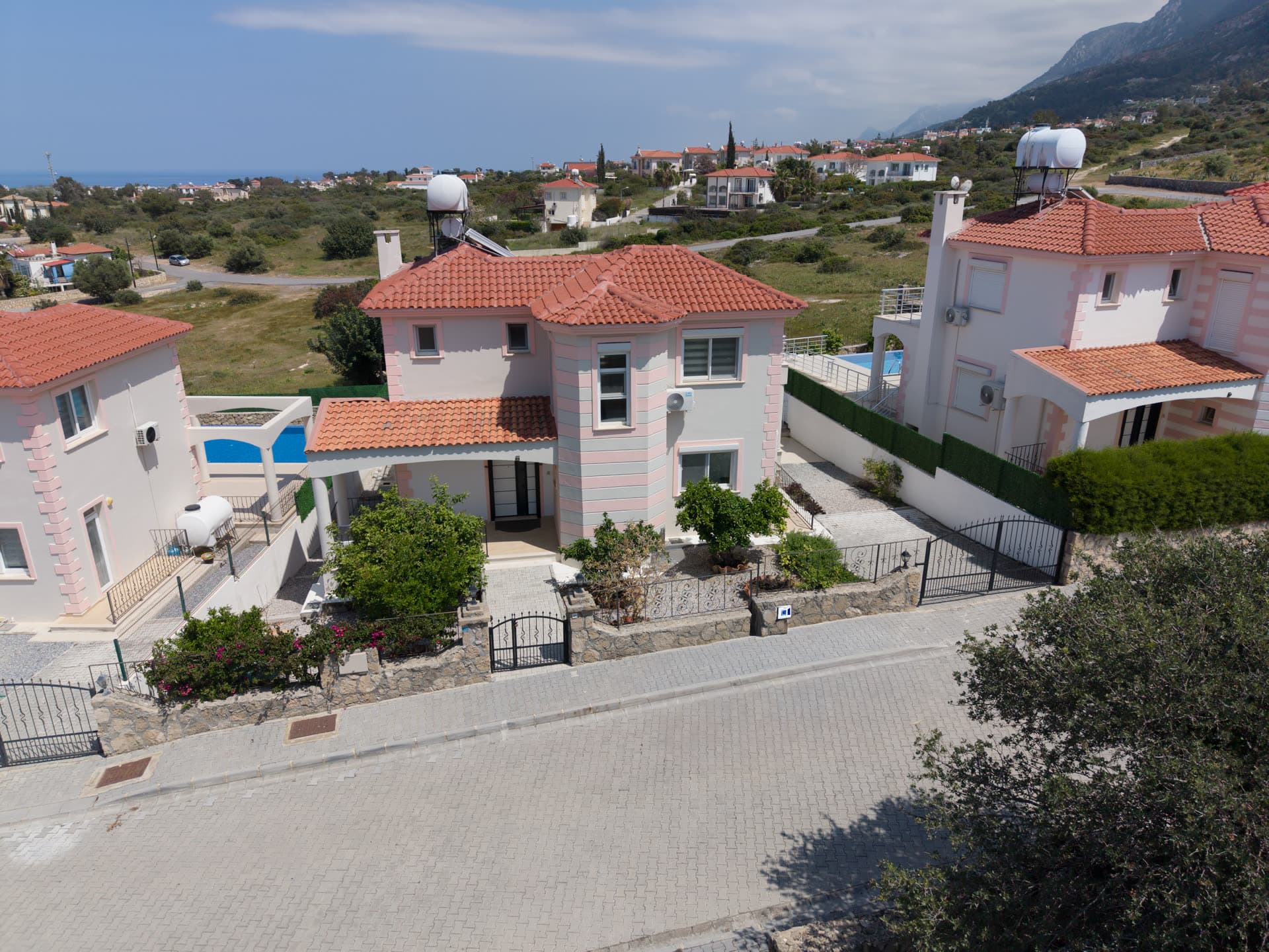 Drone aerial 32
