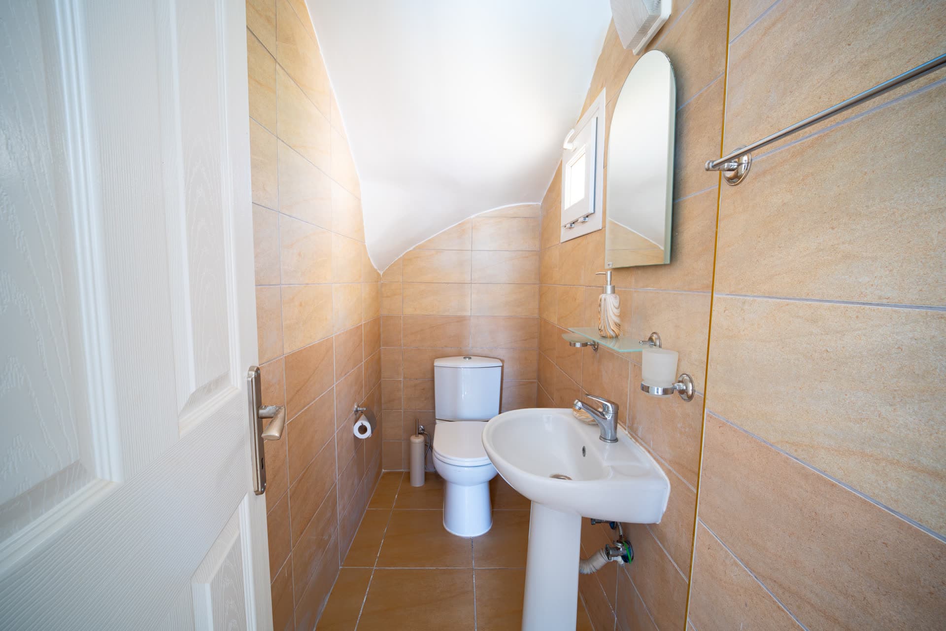 First Floor Washroom - 1